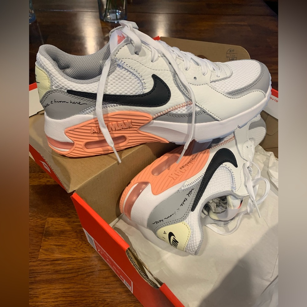 Nike wmns air max excee
